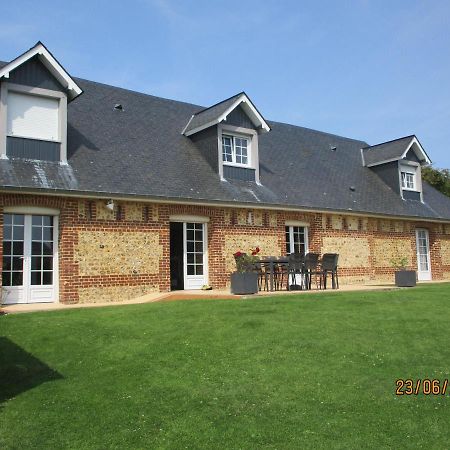 Chez Arnaud Et Emilie Bed and Breakfast Thiergeville Esterno foto