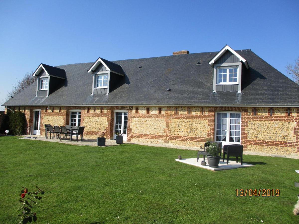 Chez Arnaud Et Emilie Bed and Breakfast Thiergeville Esterno foto