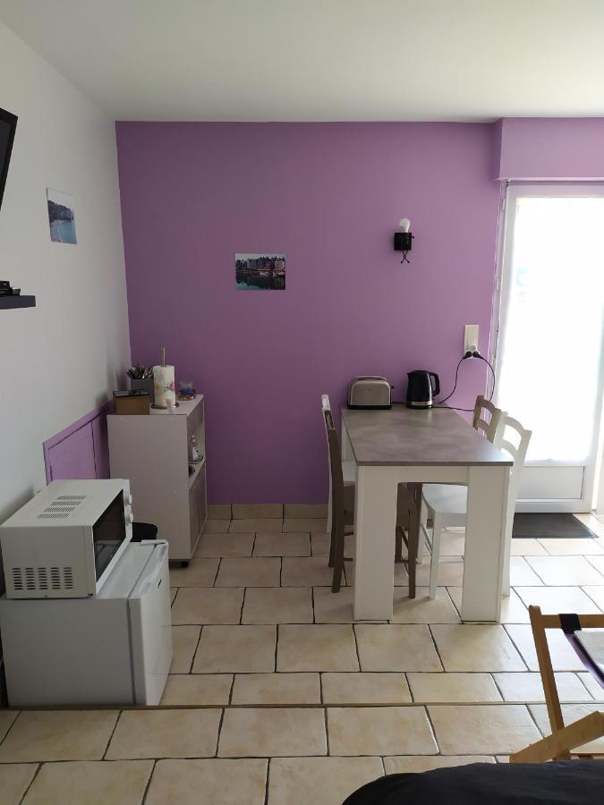 Chez Arnaud Et Emilie Bed and Breakfast Thiergeville Esterno foto